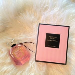 Victoria Secret Bombshell